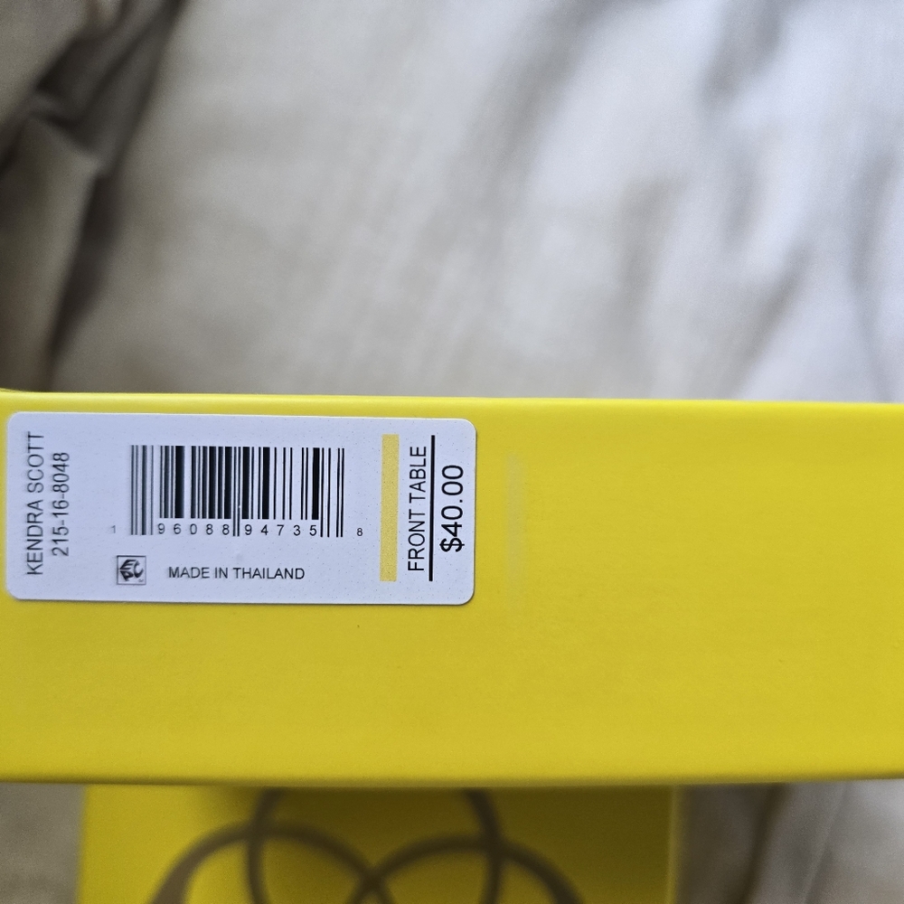 Kendra Scott Heart Necklace - Picture 3 of 3